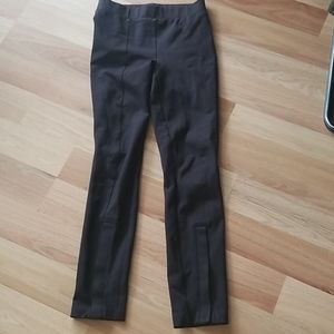 Elizabeth and James black skinnys